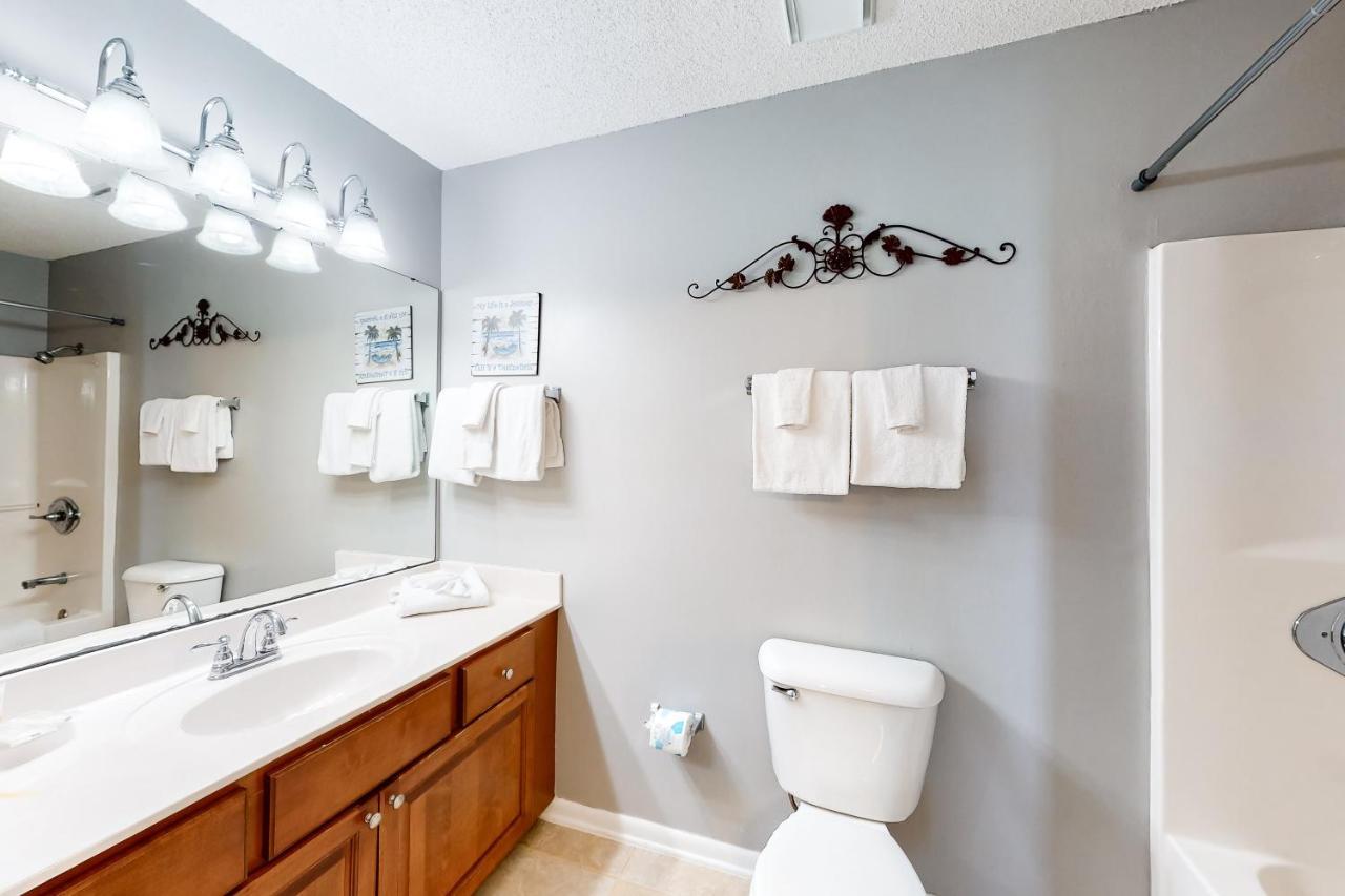 Phoenix VI 1114 Orange Beach Luaran gambar