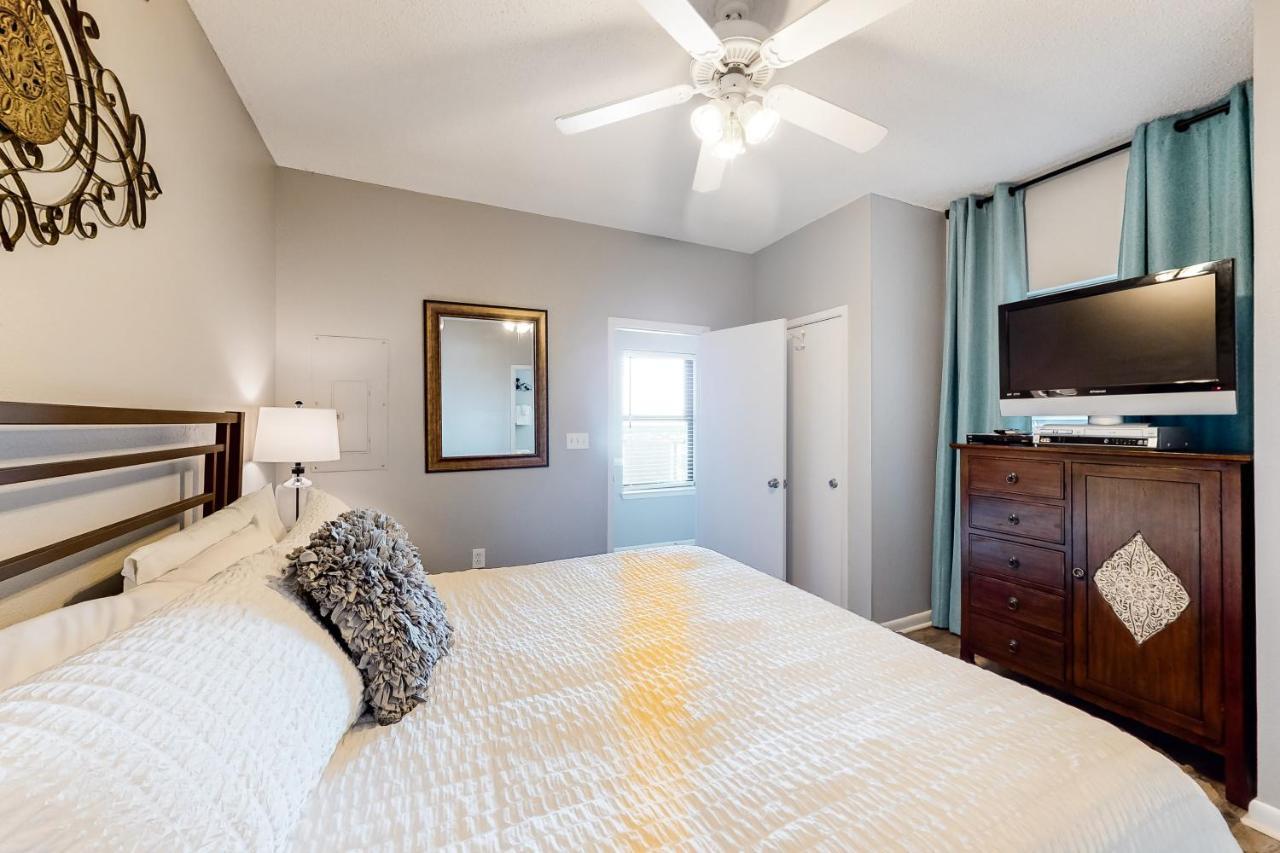 Phoenix VI 1114 Orange Beach Luaran gambar